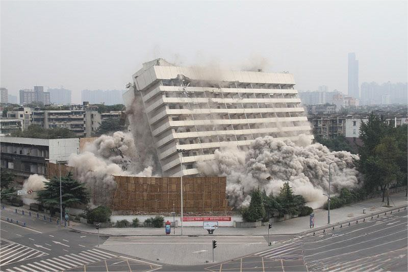 四川成都饭店拆除爆破