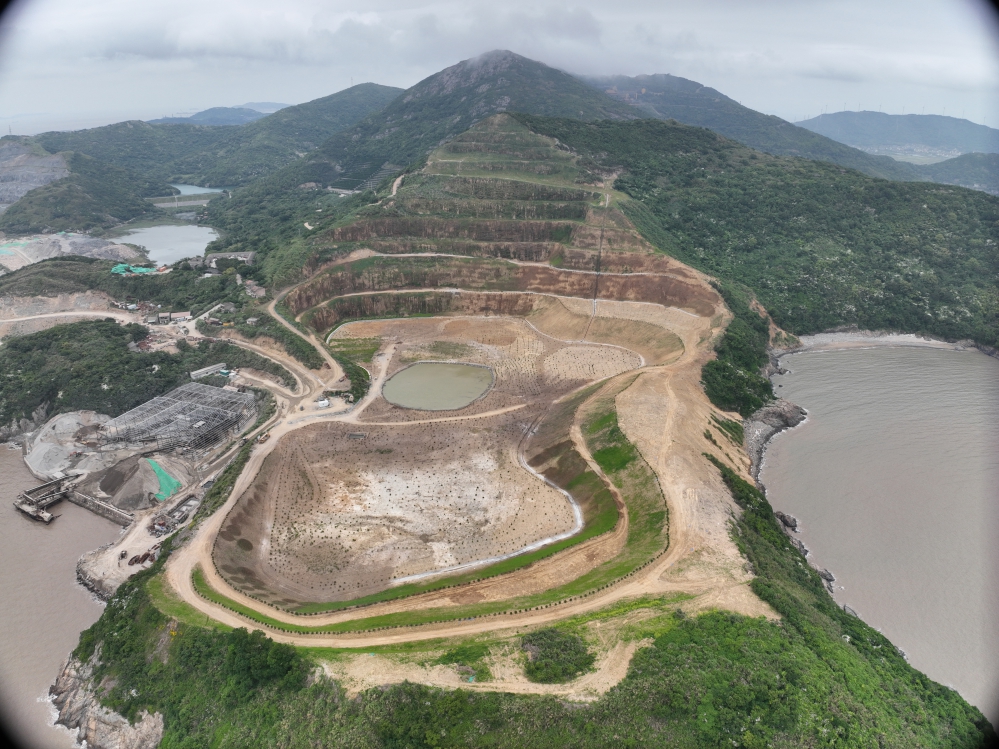 舟山申宝建筑石料厂废弃矿山治理工程